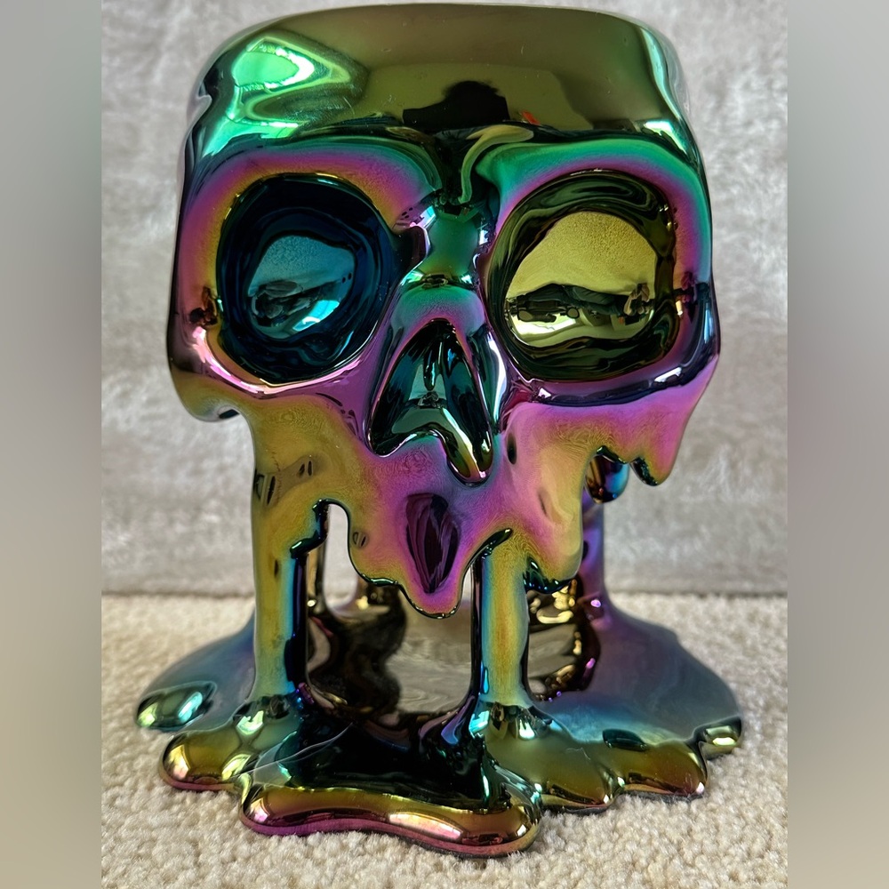 Bath & Body Works Halloween Dripping Skull 3-Wick Candle Holder Iridescent New